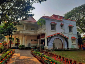 SWET APARAJITA